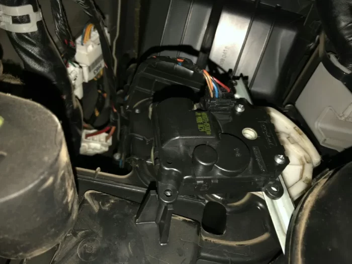 Шестерня климата Hyundai Tucson — изображение 4