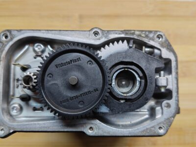 MAZDA SH01-13-6B0 SH01136B0